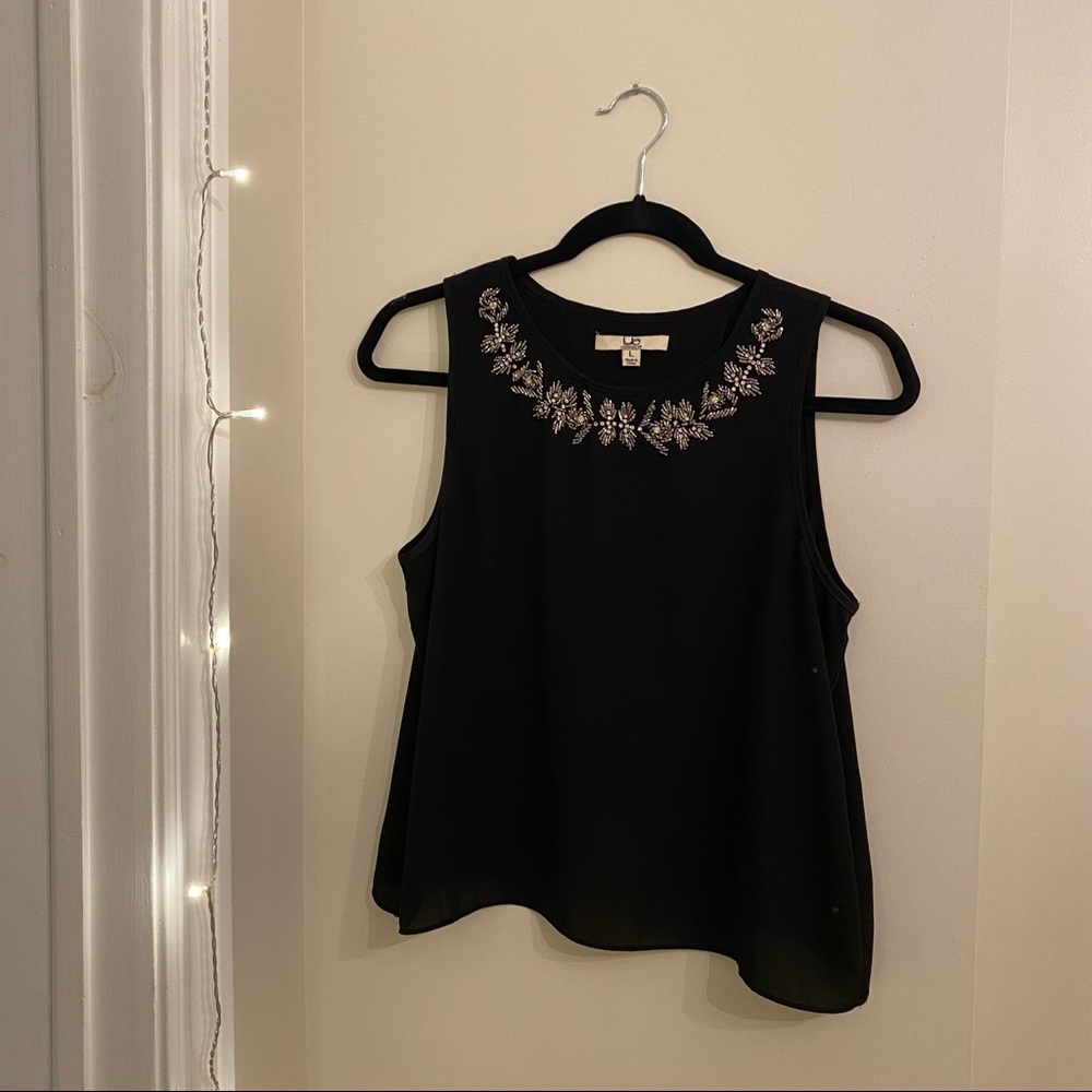 Black sleeveless sequinned blouse